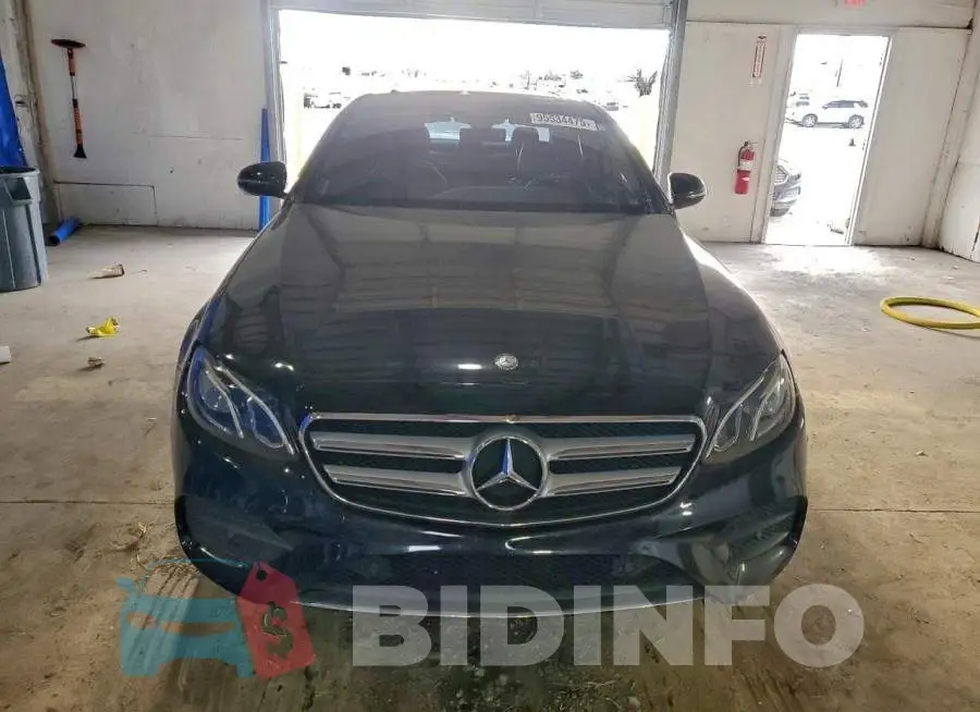 WDDZF4KB5HA220984 Photo# 5