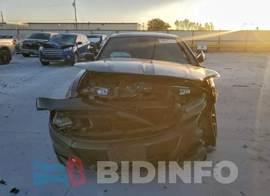 2C3CDXBG1PH516866 Photo# 5