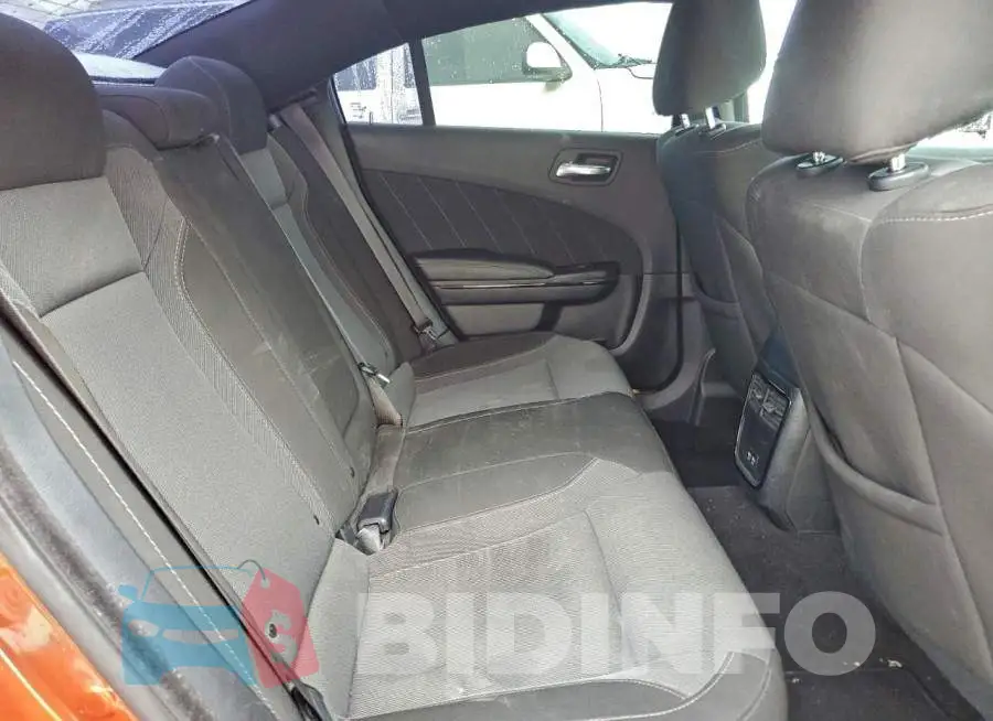 2C3CDXBG5MH647570 Photo# 10
