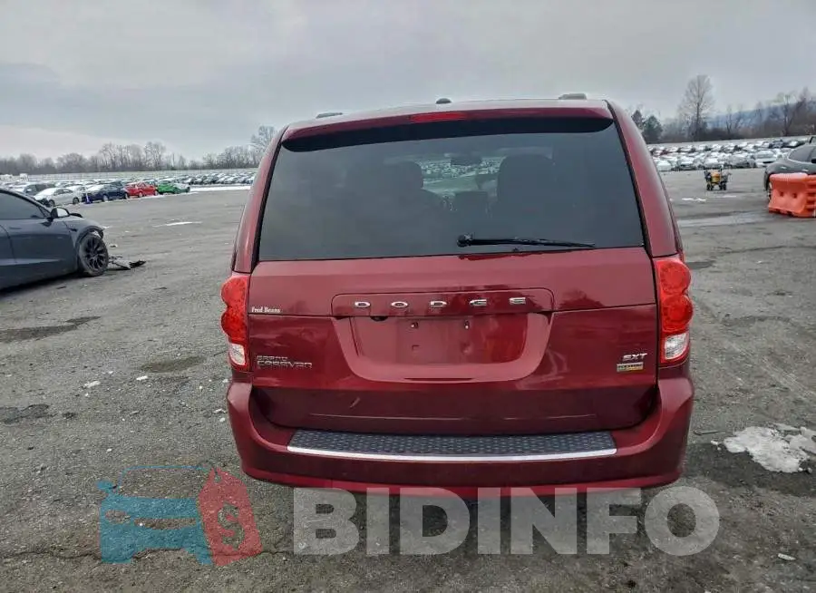 2C4RDGCGXJR215972 Photo# 6