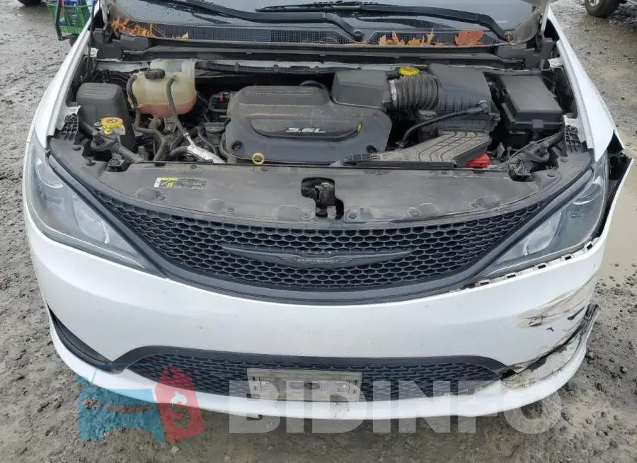 2C4RC1EG5JR307651 Photo# 12