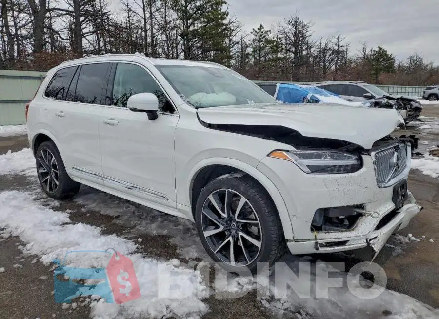 YV4062PF8R1163732 Photo# 4