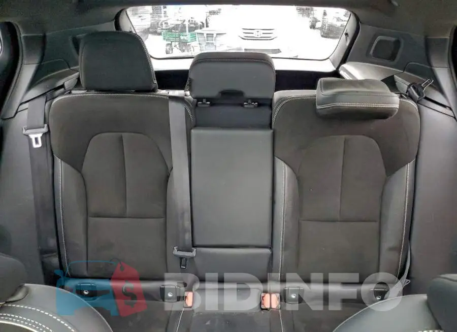 YV4162UM2M2396838 Photo# 10