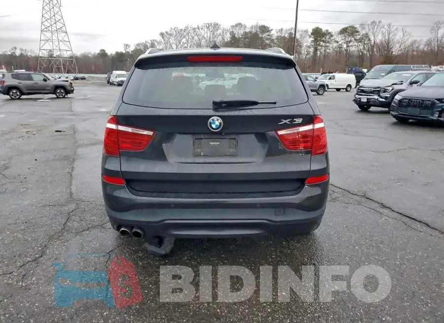 5UXWX9C5XH0T15643 Photo# 6