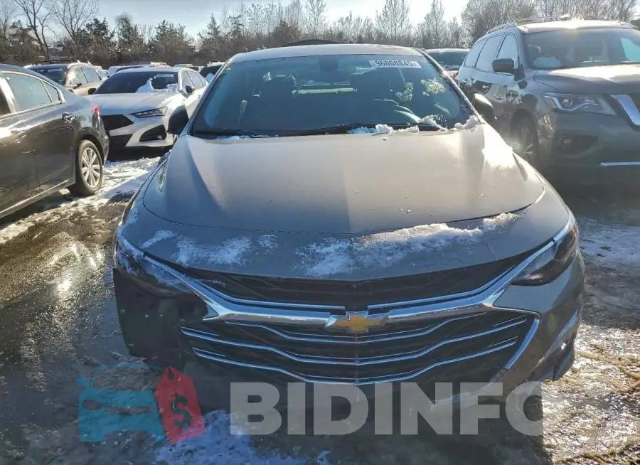 1G1ZB5ST3NF189021 Photo# 5