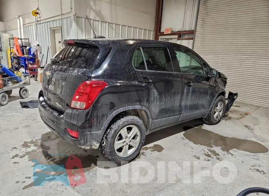 KL7CJNSM2NB542717 Photo# 3