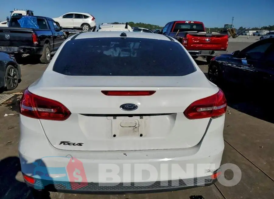 1FADP3E24HL335481 Photo# 6