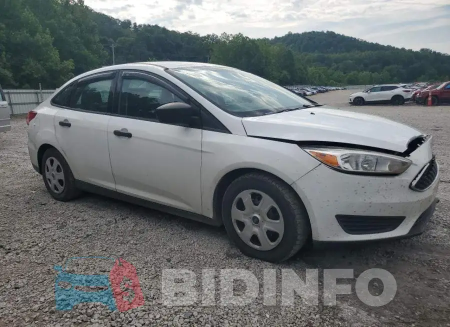 1FADP3E24JL310084 Photo# 4