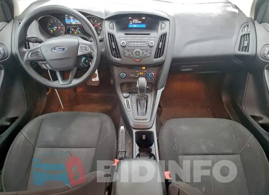 1FADP3F26HL295547 Photo# 8
