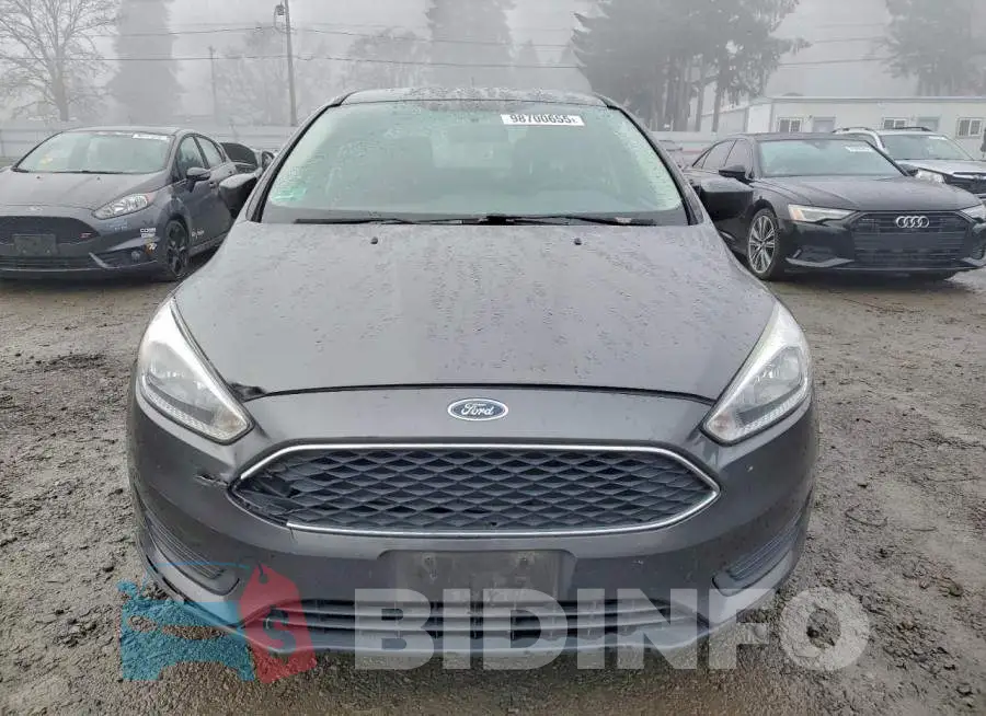 1FADP3F27JL213752 Photo# 5