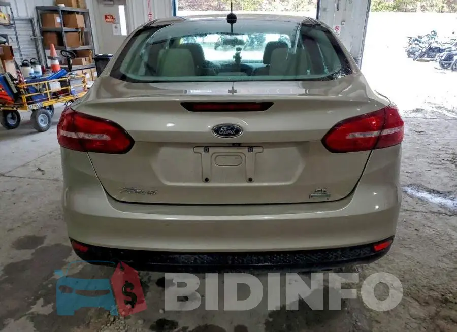 1FADP3FE2JL210252 Photo# 6