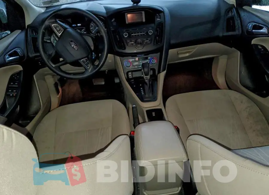 1FADP3FE2JL210252 Photo# 8