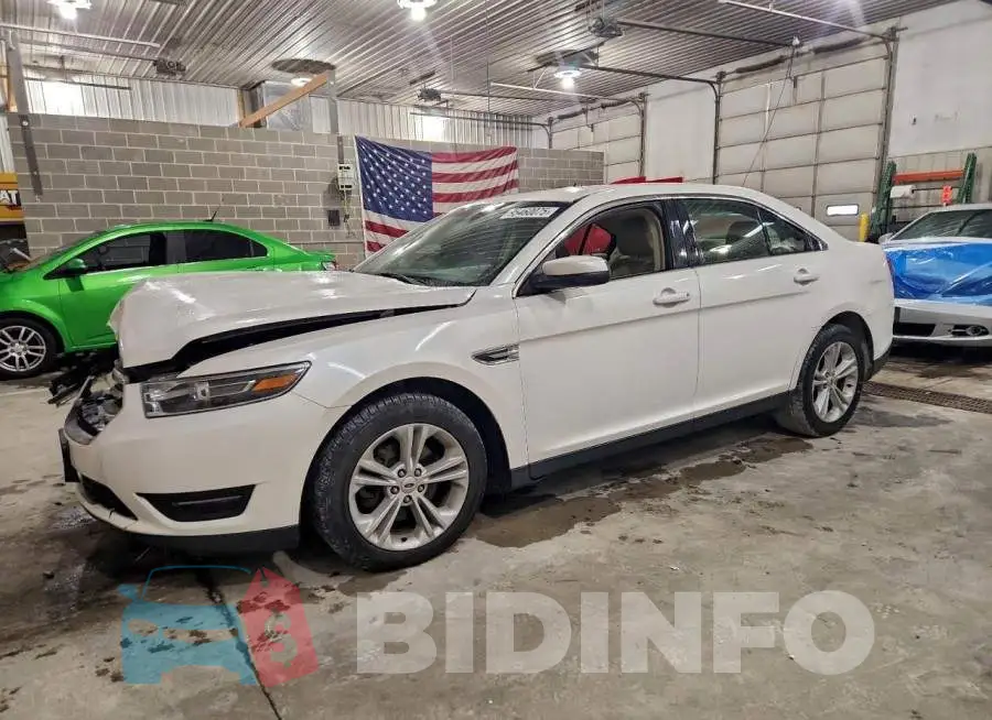 1FAHP2E87JG138884 Photo# 1