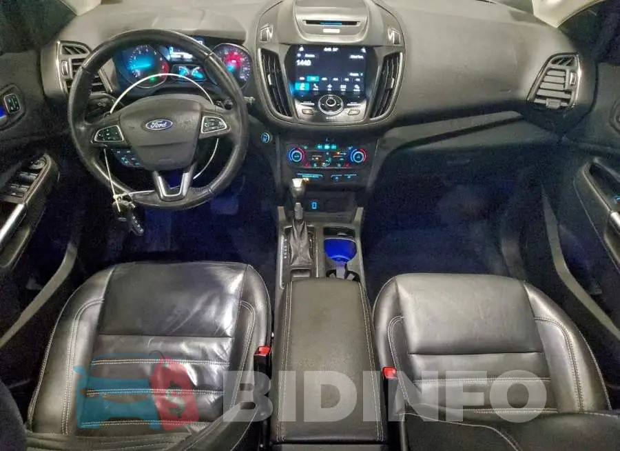 1FMCU9J97HUE73610 Photo# 8