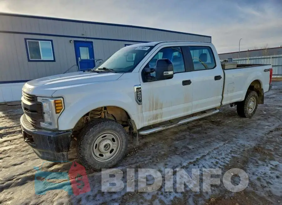 1FT7W2B63KEC69075 Photo# 1