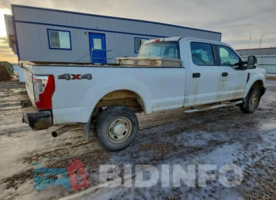 1FT7W2B63KEC69075 Photo# 3