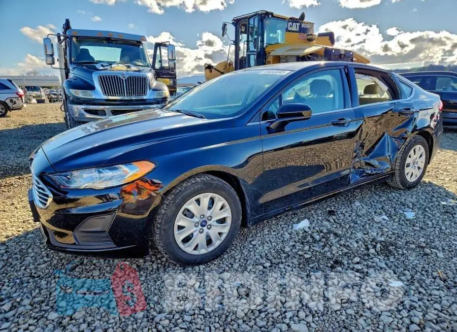 3FA6P0G75KR177984 Photo# 1