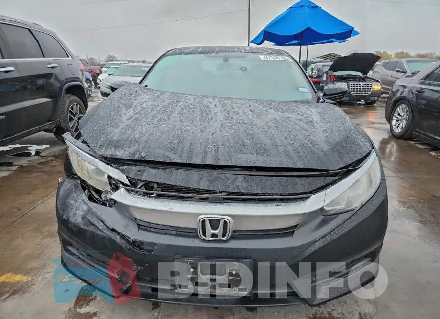 19XFC2F55HE017377 Photo# 5