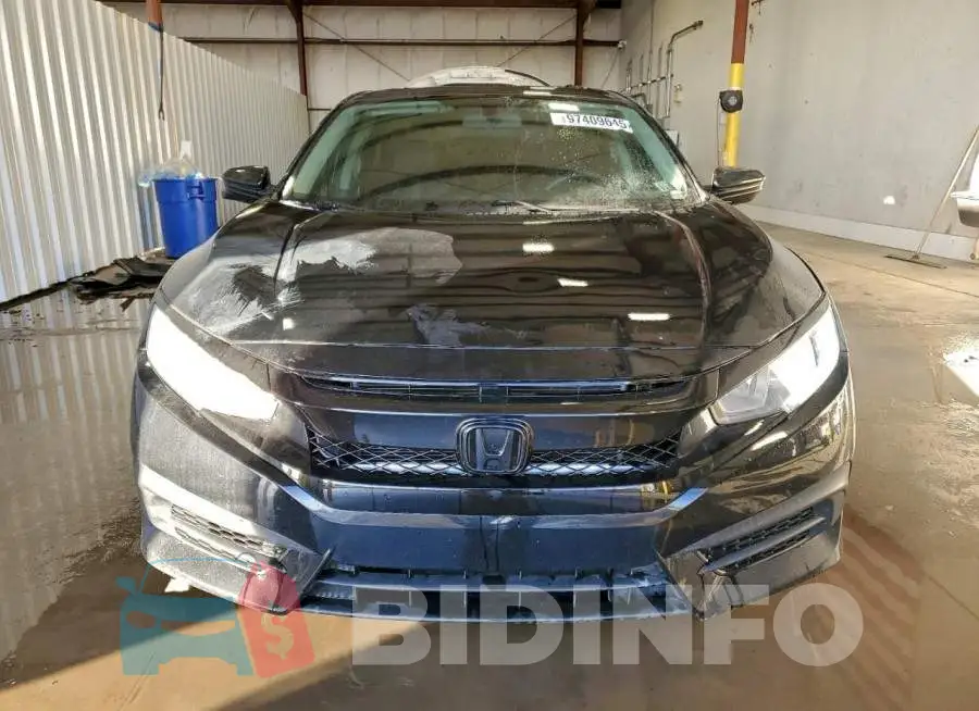 19XFC2F73HE224710 Photo# 5