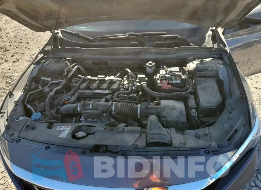 1HGCV1F10JA083589 Photo# 11