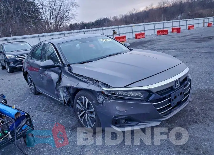 1HGCV3F53MA019050 Photo# 4