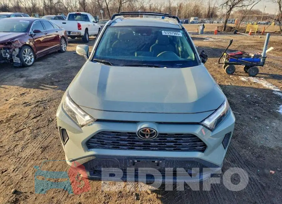 2T3P1RFV6PW393155 Photo# 5