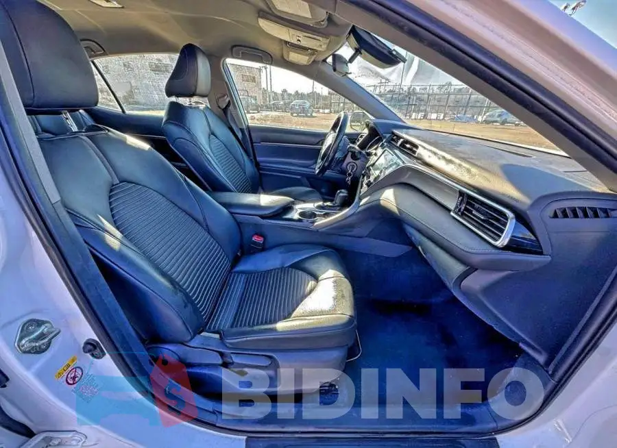 4T1B11HK8JU137386 Photo# 5