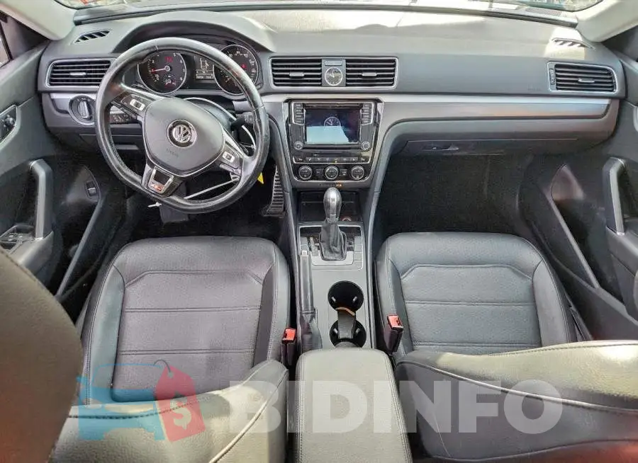 1VWDT7A35HC077478 Photo# 8