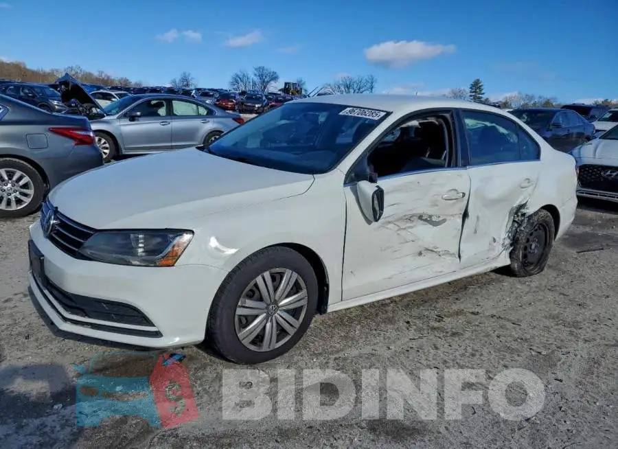 3VW2B7AJ7HM375876 Photo# 1