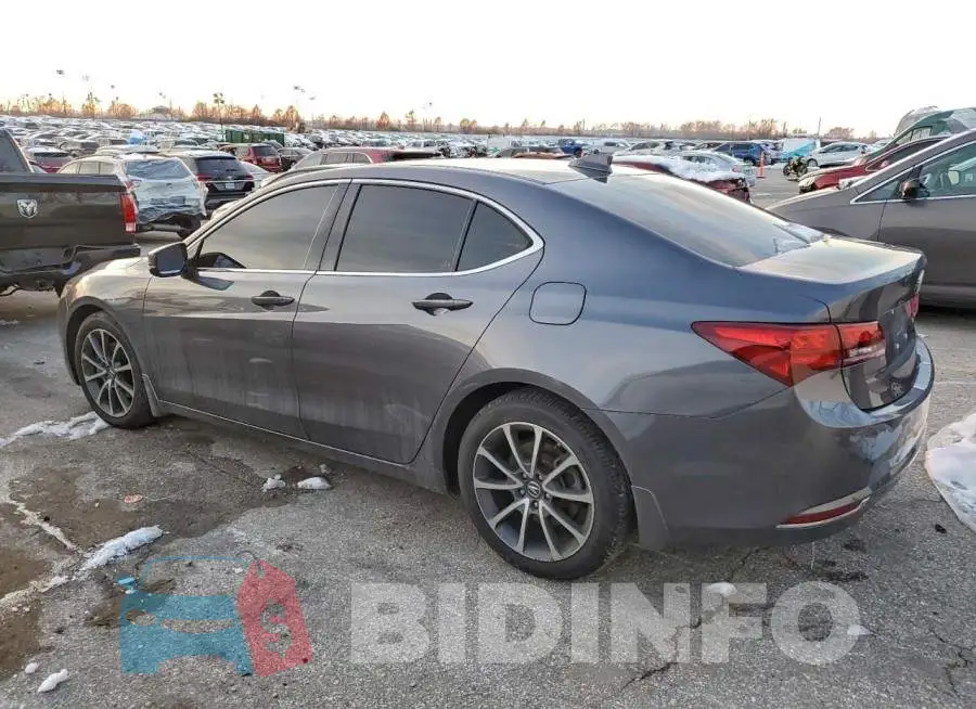19UUB2F55HA006684 Photo# 2