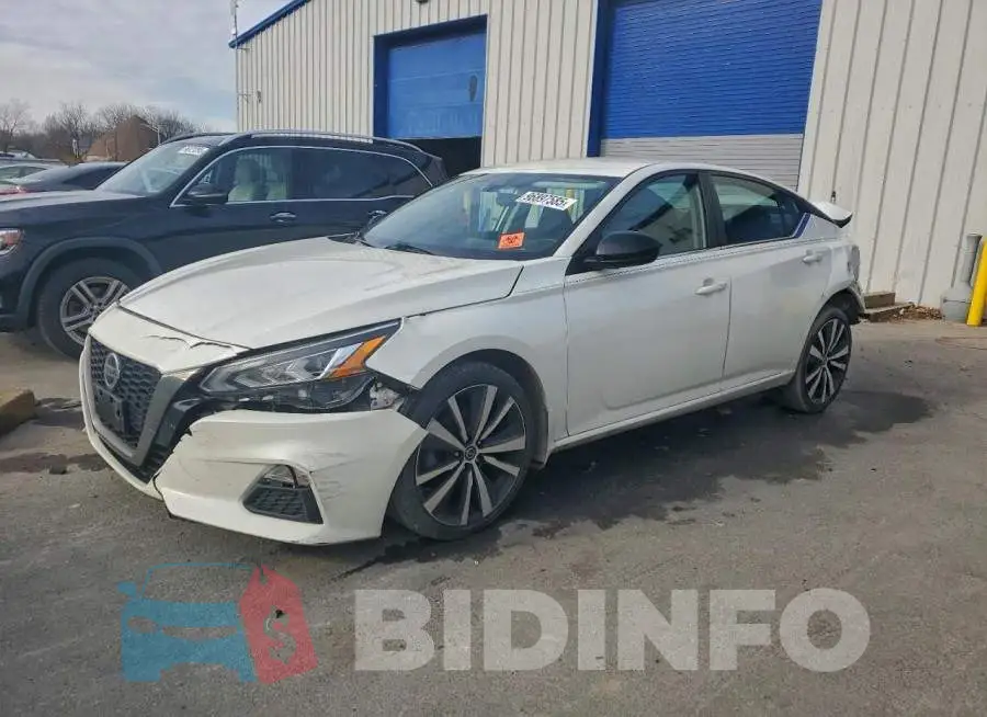 1N4BL4CV7LC182304 Photo# 1