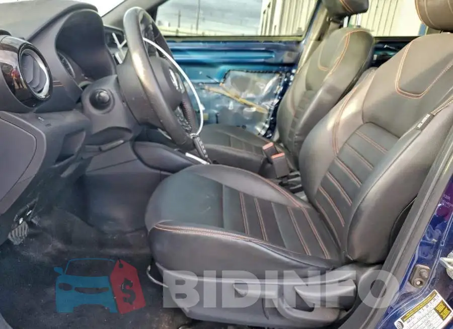 3N1CP5CU5KL484163 Photo# 7