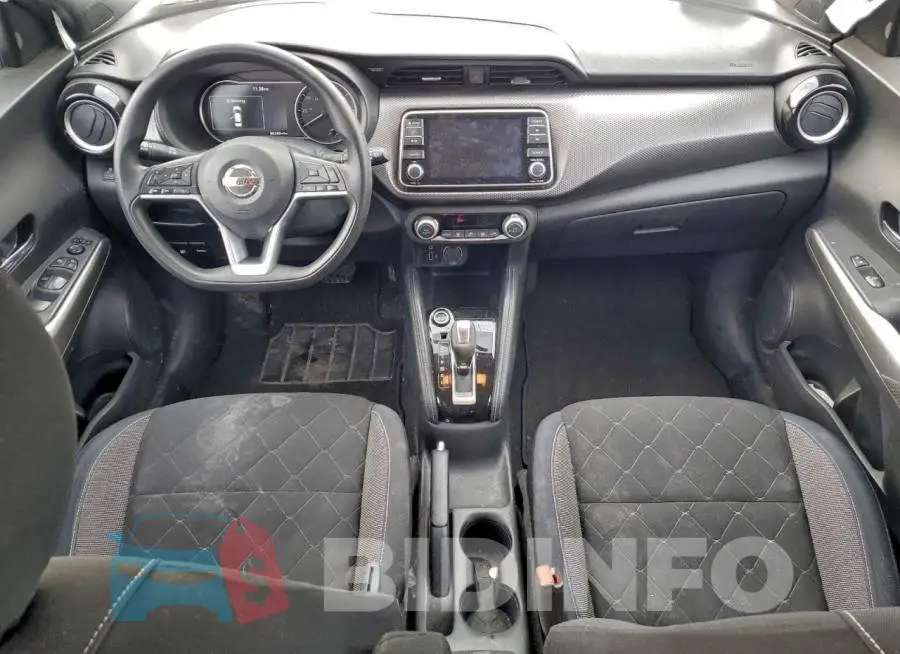 3N1CP5CU7JL543986 Photo# 8