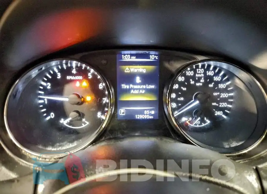 JN1BJ1CP4JW108739 Photo# 9