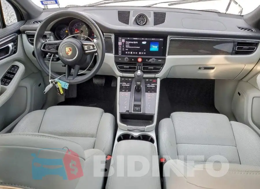 WP1AA2A59RLB15598 Photo# 8