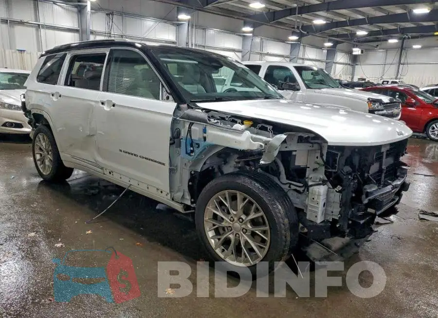 1C4RJKEG6M8198242 Photo# 4