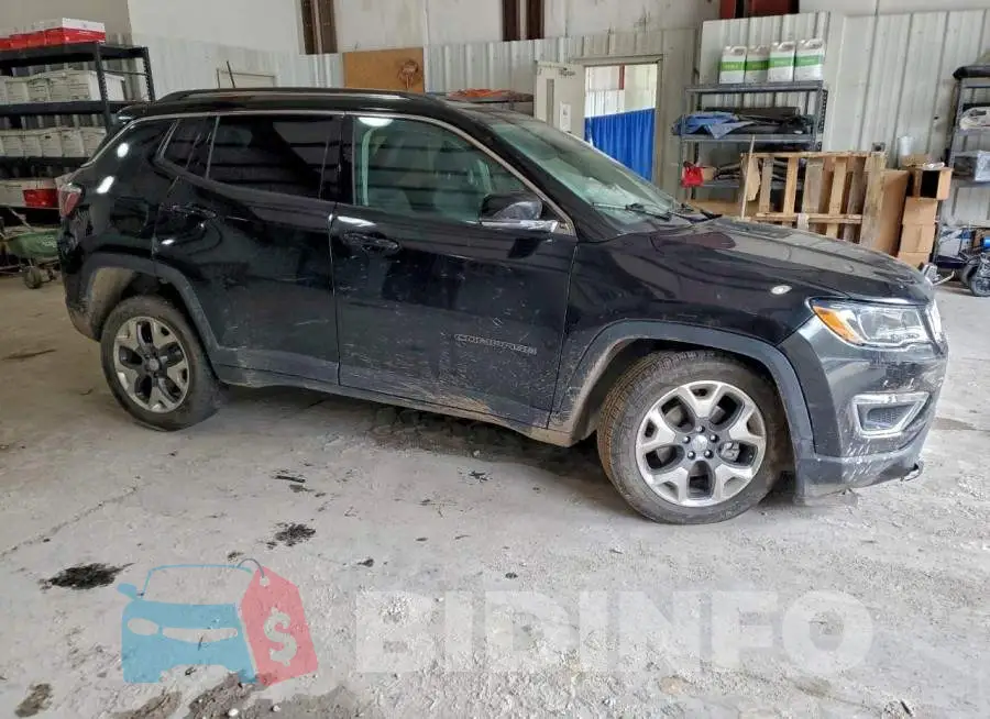 3C4NJDCB1LT248160 Photo# 4