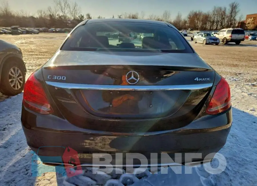 WDDWF4KB5JR379224 Photo# 6