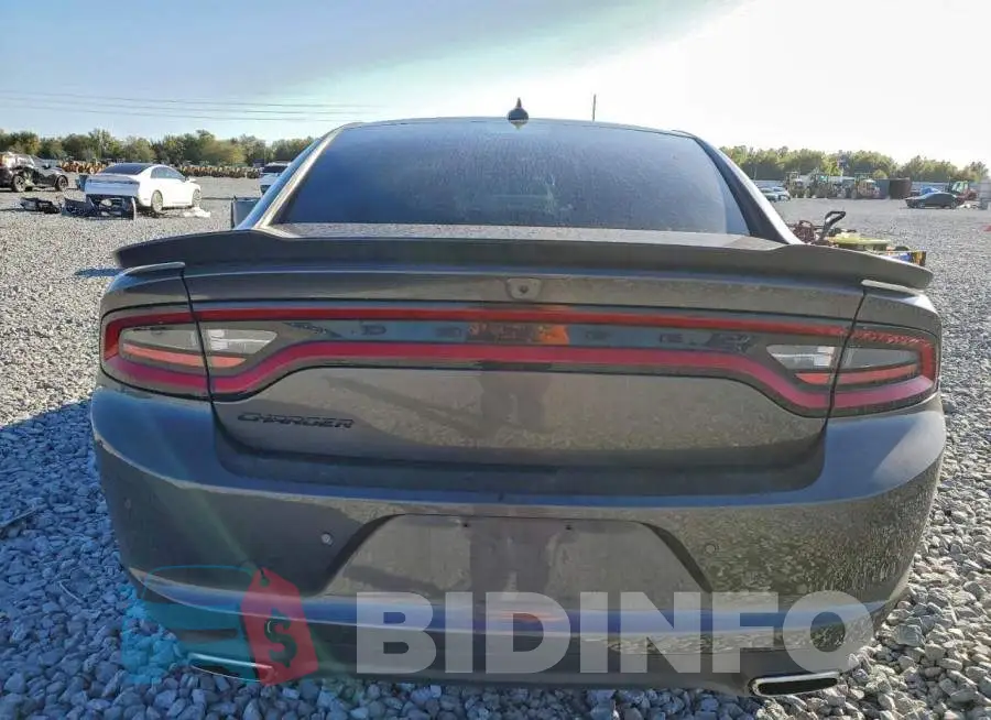 2C3CDXBG9PH576622 Photo# 6