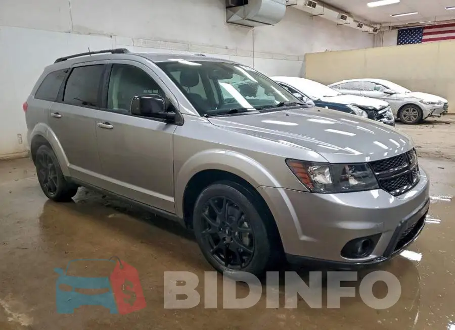 3C4PDCBB4KT718336 Photo# 4