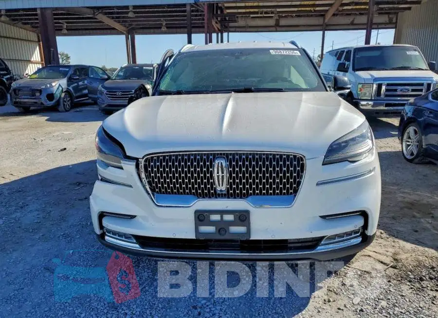 5LM5J7XC7LGL15524 Photo# 5