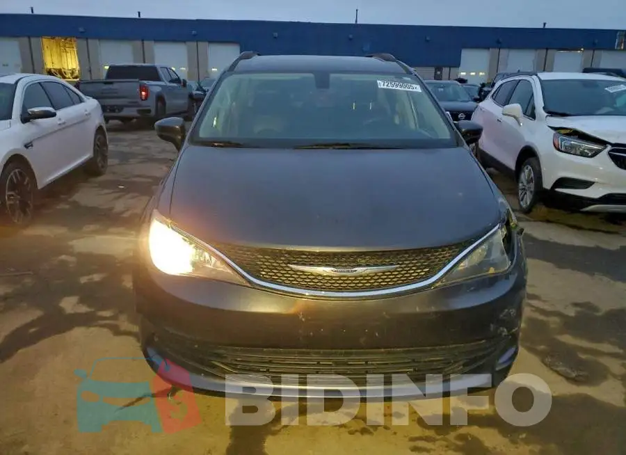 2C4RC1DGXLR172431 Photo# 5