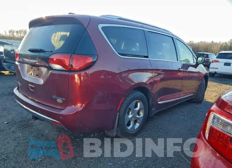 2C4RC1L76JR172747 Photo# 3