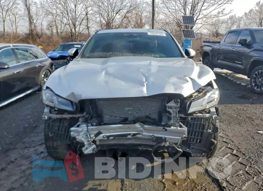 SADCJ2EX2PA715897 Photo# 5