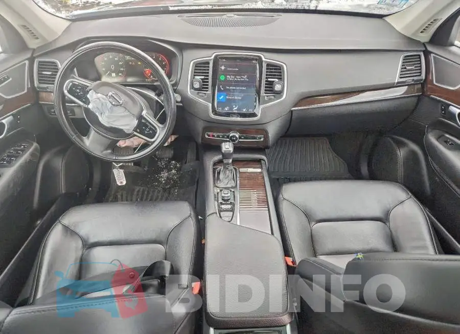 YV4102PK4J1373624 Photo# 8