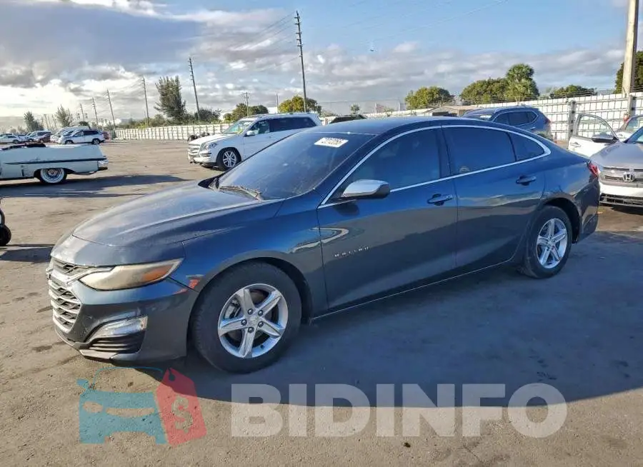 1G1ZB5ST2KF215412 Photo# 1