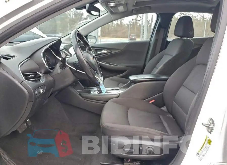 1G1ZD5ST5JF156431 Photo# 7