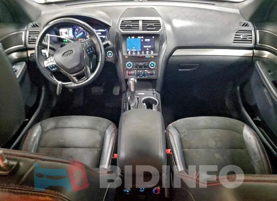1FM5K8D89KGA39352 Photo# 8