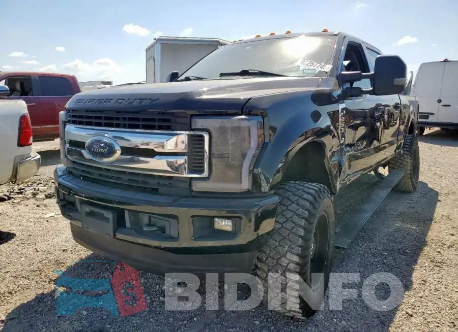 1FT7W2B68HEF44724 Photo# 1