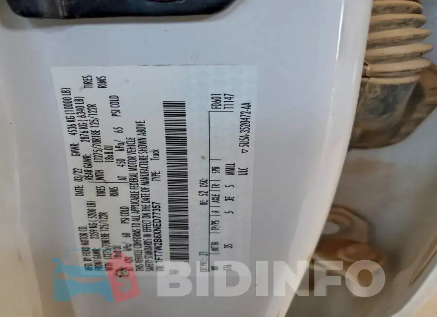 1FT7W2B6XNED77357 Photo# 12